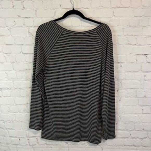 Cabi Blair Long Sleeve Top size large - Picture 4 of 6